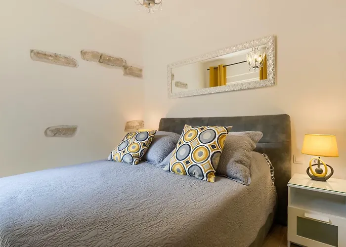 Dream In Arena 1 Center Free Parking Pula