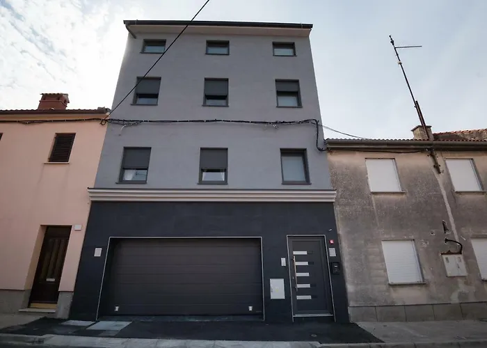 Dream In Arena 1 Center Free Parking Daire