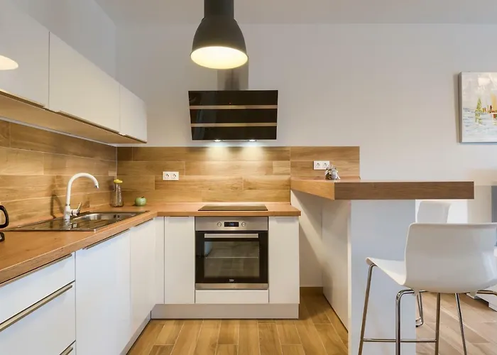 Dream In Arena 1 Center Free Parking Pula